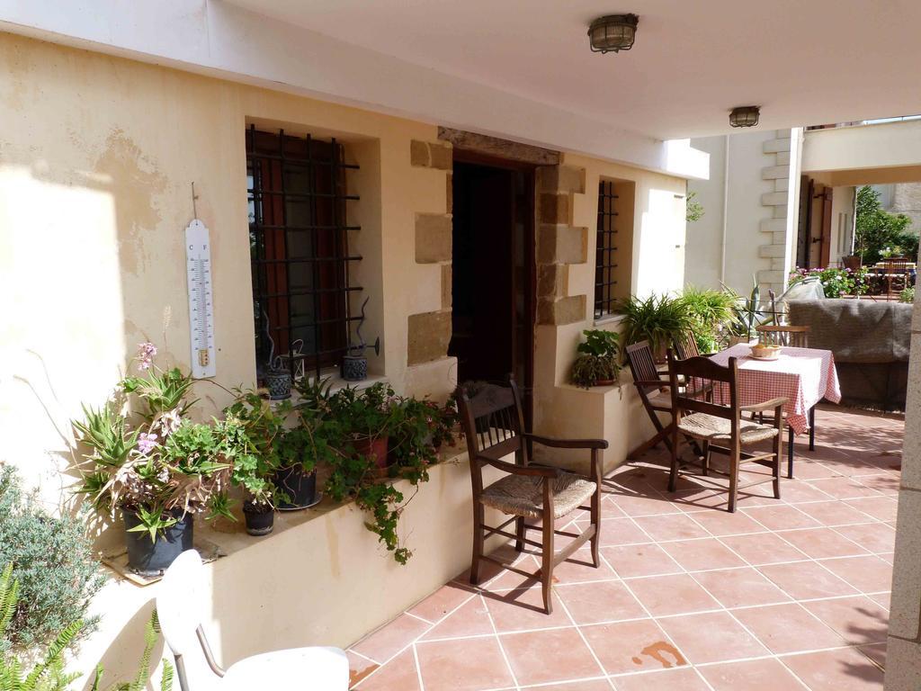 Maleme The Garden Villas الغرفة الصورة